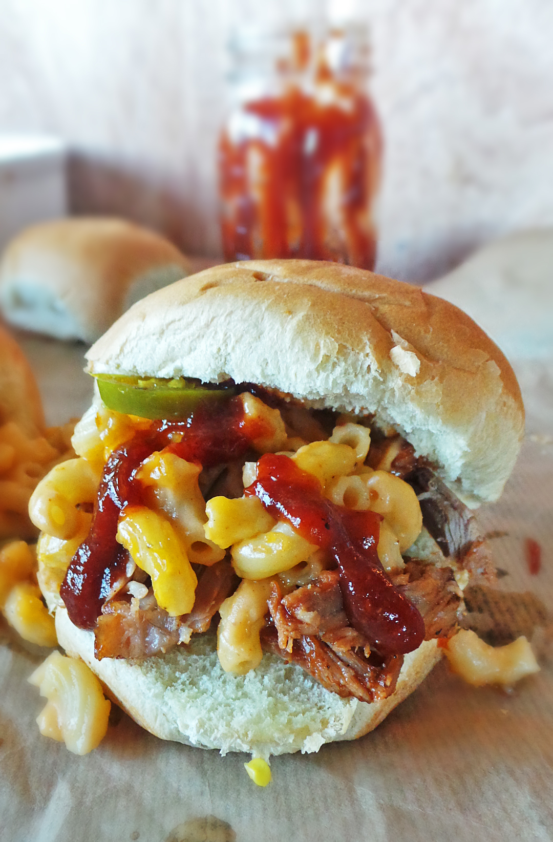 http://www.vodkaandbiscuits.com/wp-content/uploads/2014/03/The-Best-Pulled-Pork1.jpg