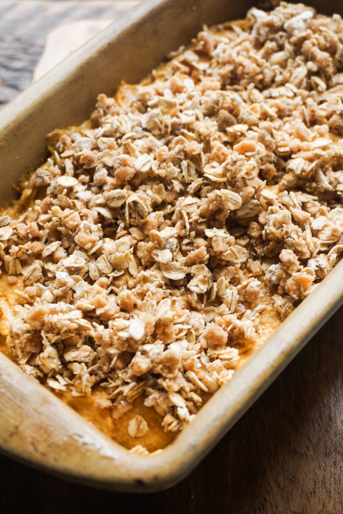 Pumpkin Bread with Toffee Streusel