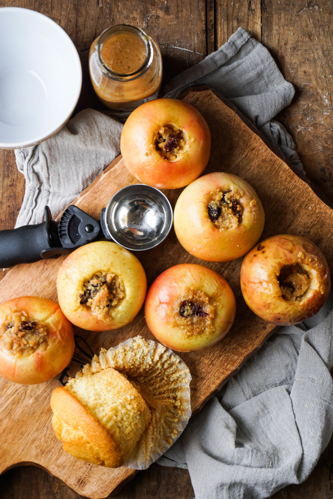 Cornbread & Cranberry Stuffed Apples 