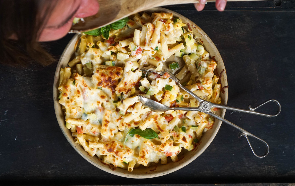 Cheesy Zucchini & Summer Squash Pasta Bake