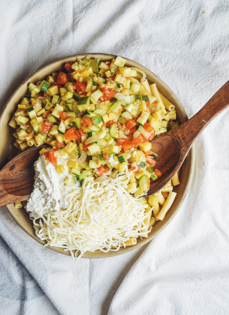 Cheesy Zucchini & Summer Squash Pasta Bake